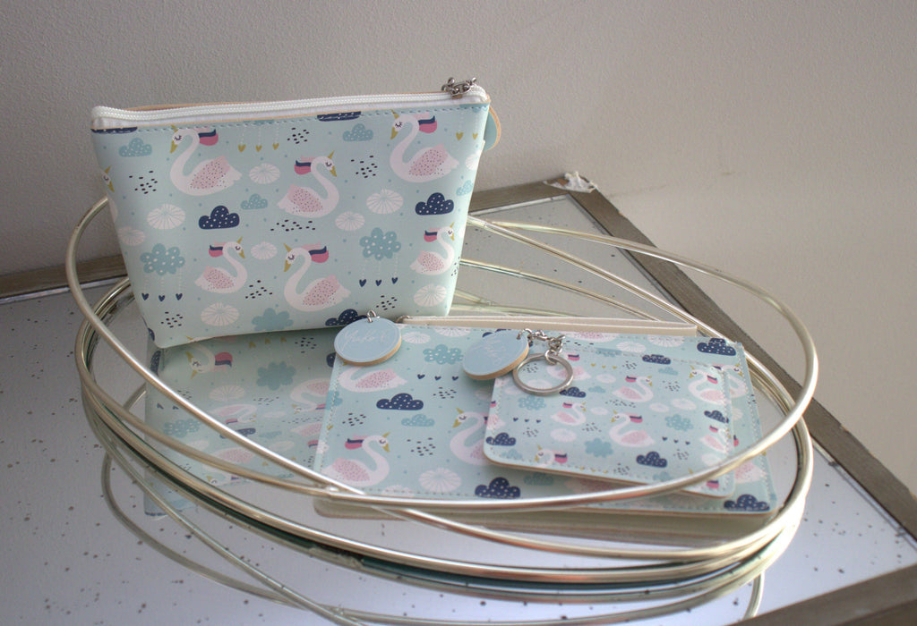 Yuko B - Carlie Coin Wallet - Swans