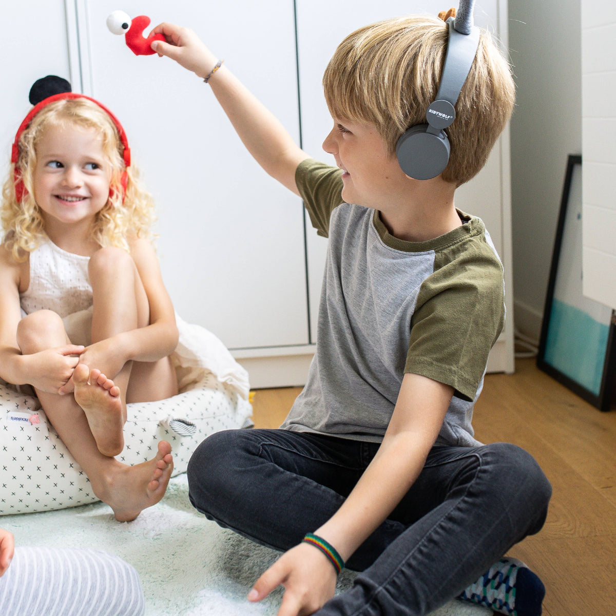 KIDYWOLF Headphones With Removeable Ears - Crab Headphones